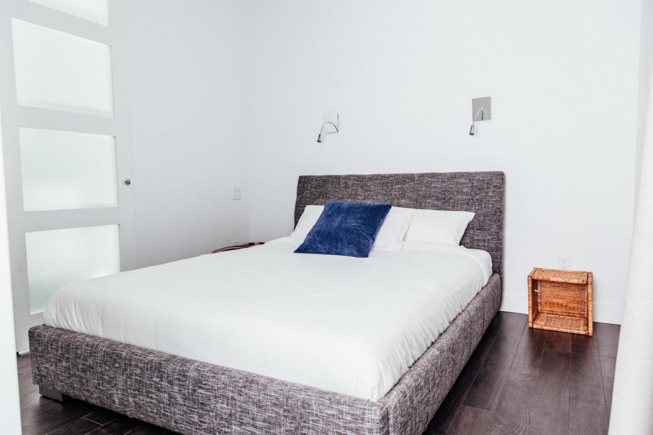 Leqube Apartments Montreal Room photo